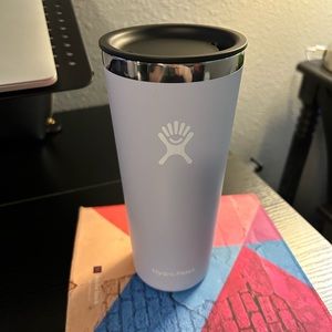 Hydro flask 22oz tumbler